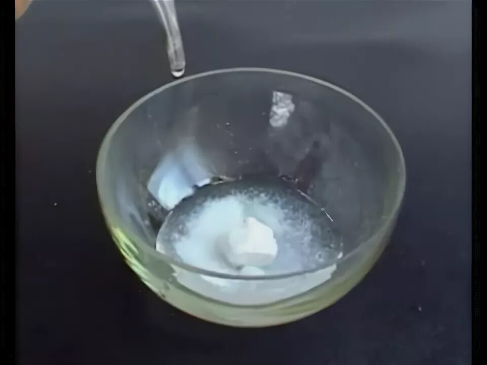 Реакция взаимодействия оксида кальция с водой. Оксид кальция с водой какая реакция. Как получить кальций оксида углерода. Получение углекислого газа: с + о2. Кальций и вода реакция.