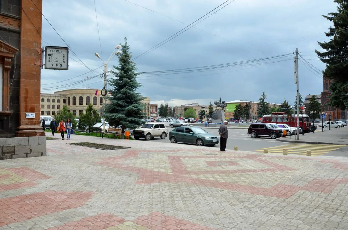 Гюмри центр. Площадь гюмри. gyumri площадь. гюмри центр города.