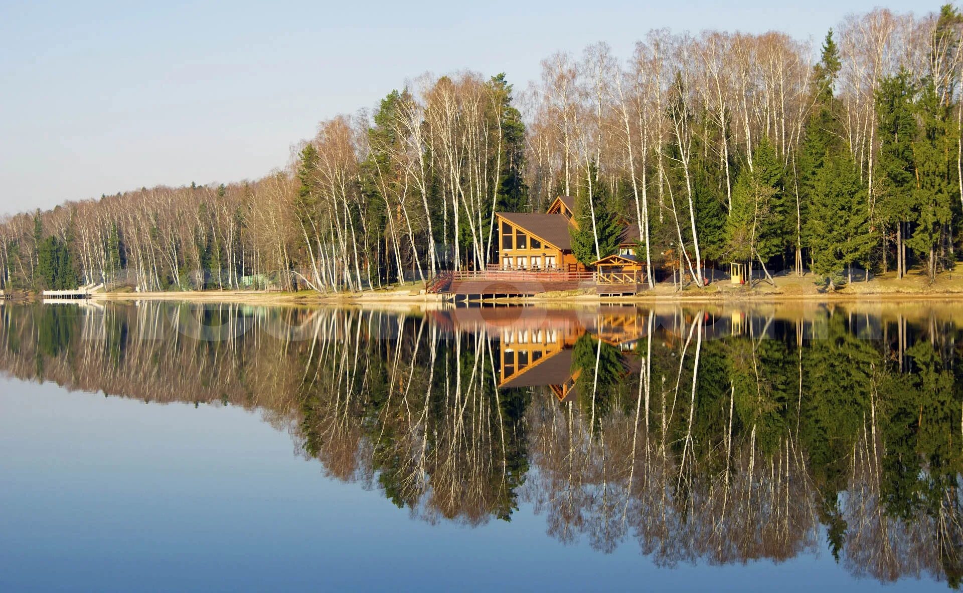 Озеро Истра Московская область. Истринское водохранилище "усадьба Якиманское". Солнечногорск Истринское водохранилище. Коттеджный поселок полуостров Солнечногорский. Истринские водоемы