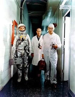 Доктор космонавт