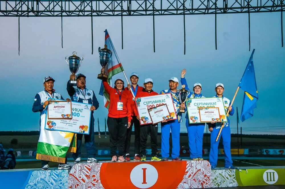 Спортивные игры народов. Спортивные игры в усть алданском улусе. Спортивные игры в амге. Спортивные игры в амге. Олимпийские игры в якутске.