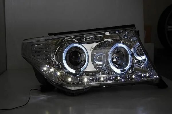 Тюнинг линзованных фар. Toyota lc 200 фары передние диодные. диодные фары ленд крузер 200. land cruiser 200 фара передняя правая хром ангельские глазки. тойота ленд крузер 200 передняя оптика.