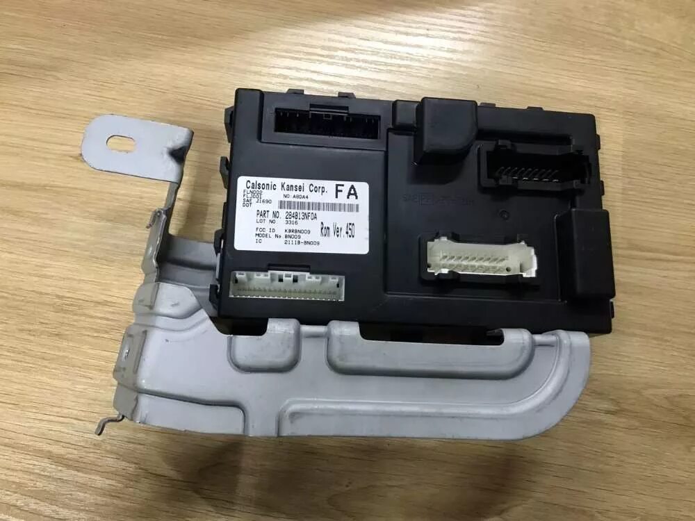 Блок bcm ниссан. Блок bcm ниссан. Nissan qashqai j10 блок бсм. Nissan tino блок bcm. X-trail 3 t32 блок bcm.
