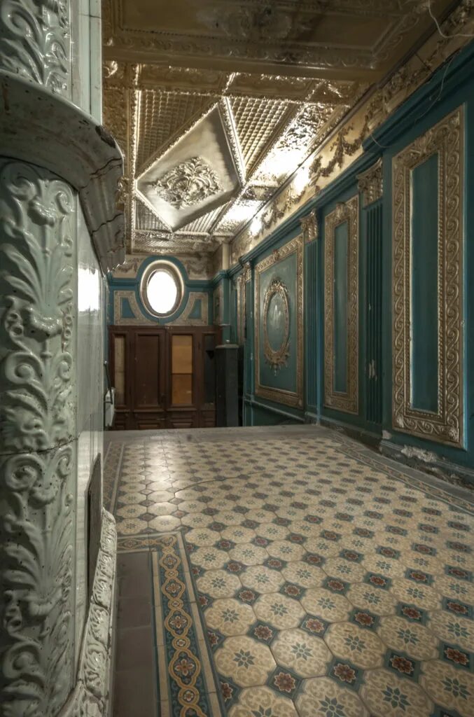 Магазин плитки в спб. Дом ленсовета. Плита панельных домов. Мраморный дворец санкт-петербург. Дворец меншикова изразцовая плитка.