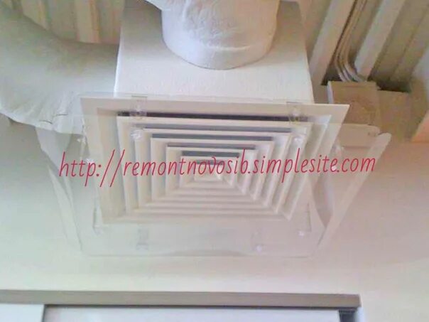 Экран для вентиляции потолочный. Экран для вентиляционной решетки диффузора 400*400. Решетки 4апр 450х450 в потолке. Экран для потолочного диффузора квадра 600. Экран отражатель для круглой вентиляционной решетки.