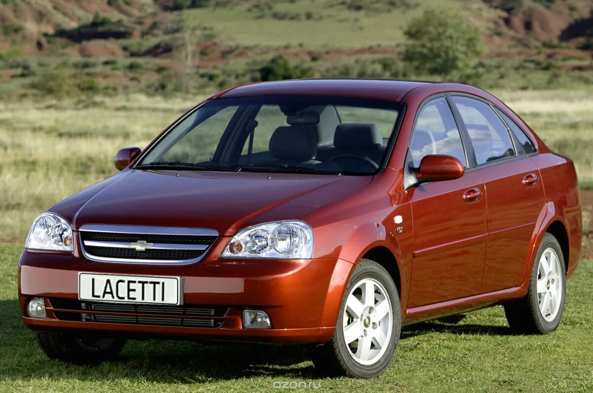 Автомобили иномарки цены. Chevrolet Lacetti 2004. Chevrolet Лачетти седан. Chevrolet Lacetti 2004 седан. Chevrolet Lacetti 1.