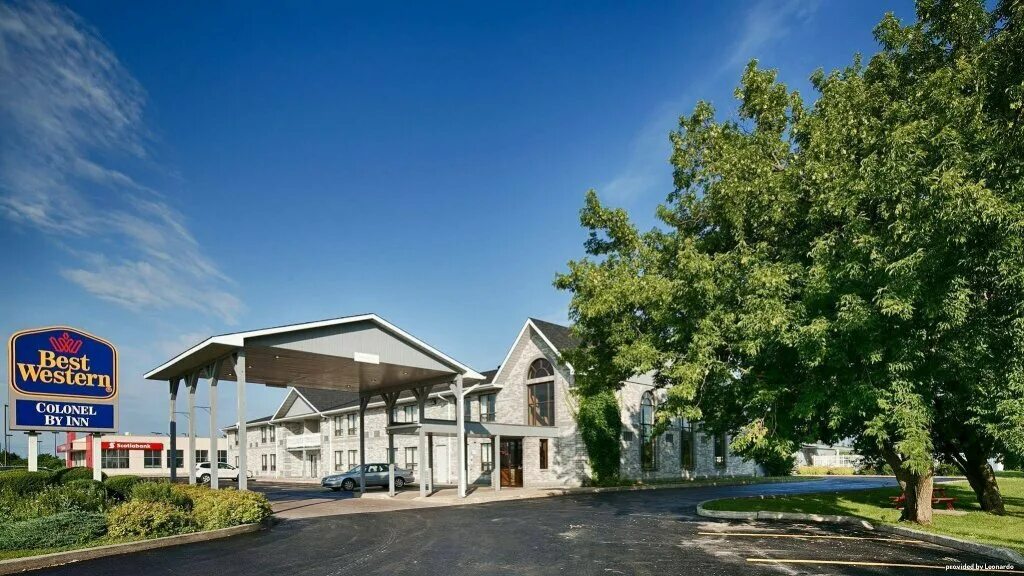 Timber falls motel. Smiths falls.