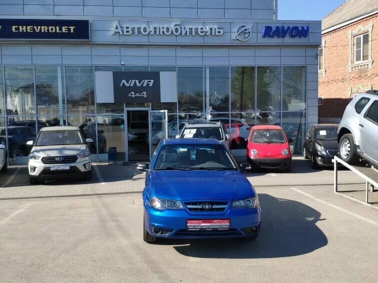 Авто на авто в сальске. Фары чери вери а13. Сальские машины. Chery very a13 капот. Автолидер сальск фото машин.