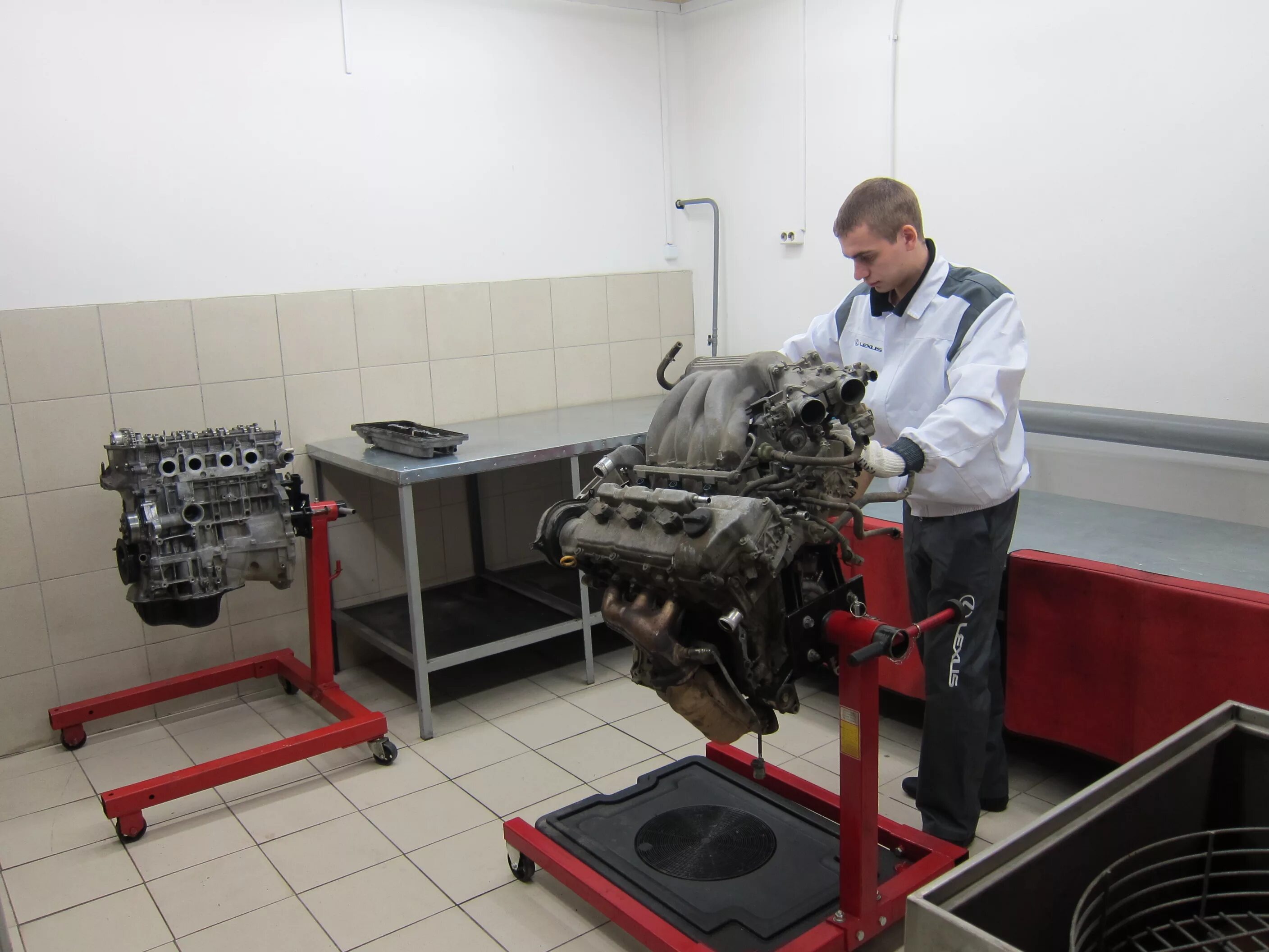 технологические приспособления. оборудование и оснастка для ремонта двигателей. оборудование и оснастка для ремонта двигателей. кантователь двигателя, р-500е. стенд для ремонта двигателей зил-130, модель 2473.