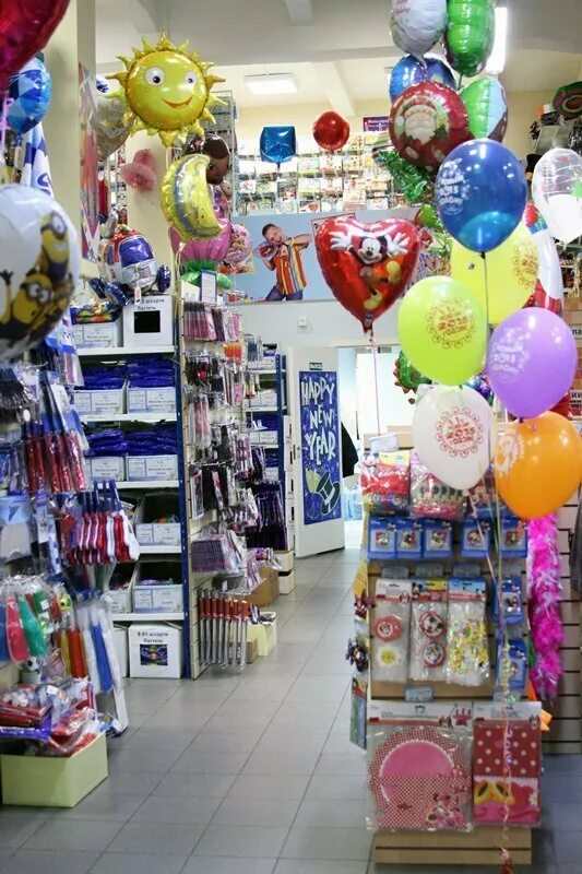 Принц плаза веселая затея. Интернет магазин для праздника спб. Магазин для праздника. Оборудование для магазина товаров для праздника. Магазин весёлая затея спб.