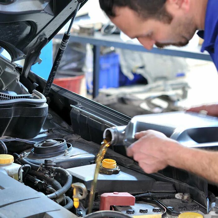 Замена. Hyundai Oil change. Техобслуживание автомобиля. То автомобиля. Замена технических жидкостей автомобиля.