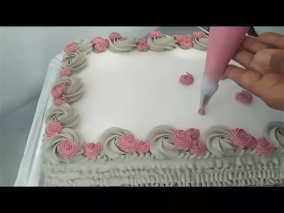 Украшения из крема для начинающих. Бордюры на торт из крема. украшение торта розами из крема пошагово. цветы из крема пошагово. как сделать розочку из крема на торт.