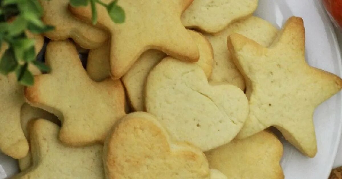 детское творожное печенье. творожное печенье формочками. творожное печенье с сахаром. печенье песочное детское. печенье из творога для детей.