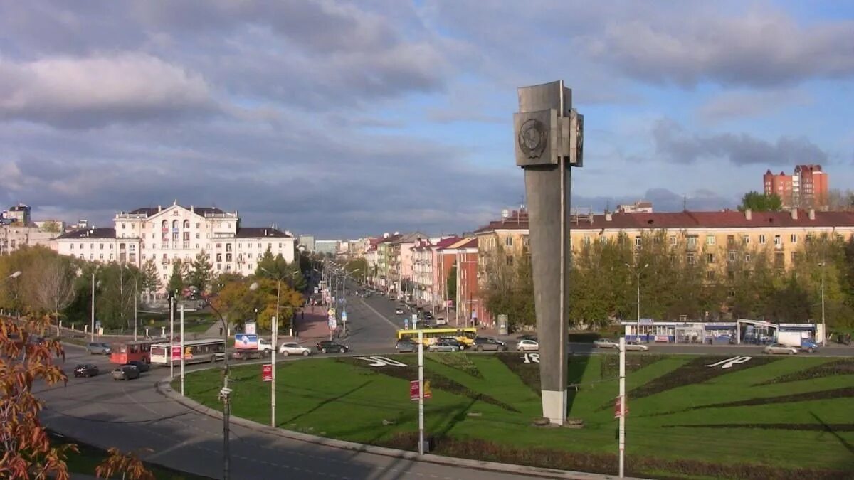 Дзержинский пермь. Сквер им дзержинского пермь. Пермь р н дзержинский. Достопримечательности дзержинского района перми. Дзержинский район правый берег пермь.