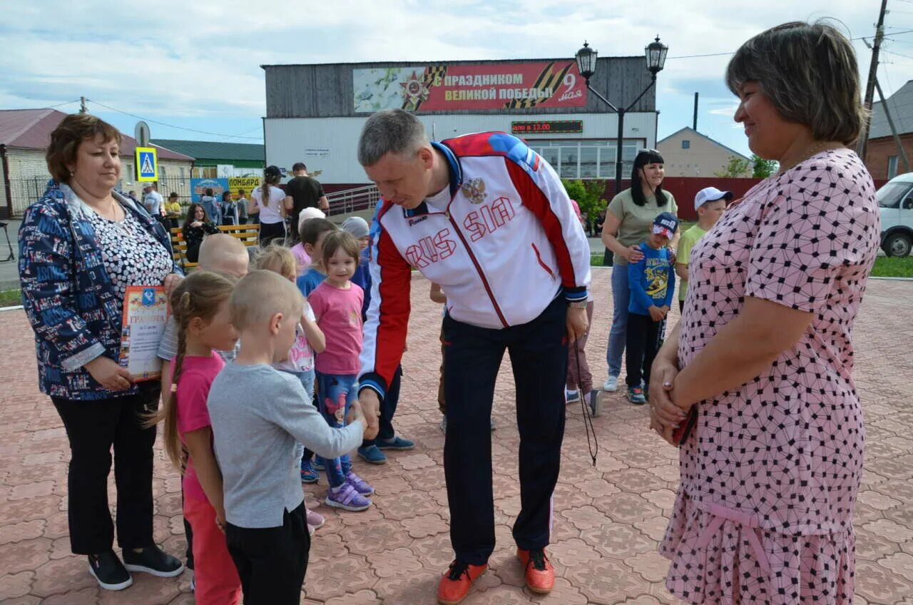 Калмакское тюменская область. Село калмакское фото. Калмакский сдк. Калмакское тюменская область. Село калмакское армизонского района тюменской области.