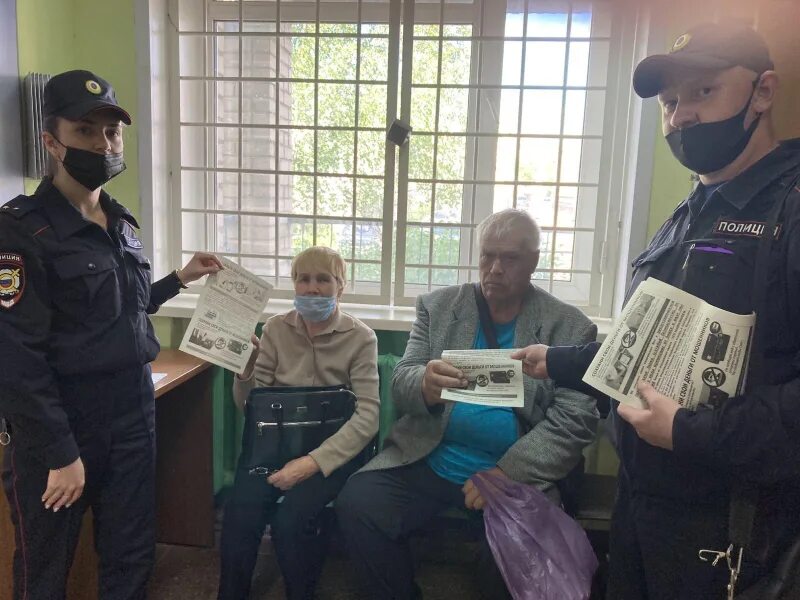 Сотрудник полиции. Сокольское полиция. Транспортная полиция новороссийск. Сокольское полиция. Полиция вологда.