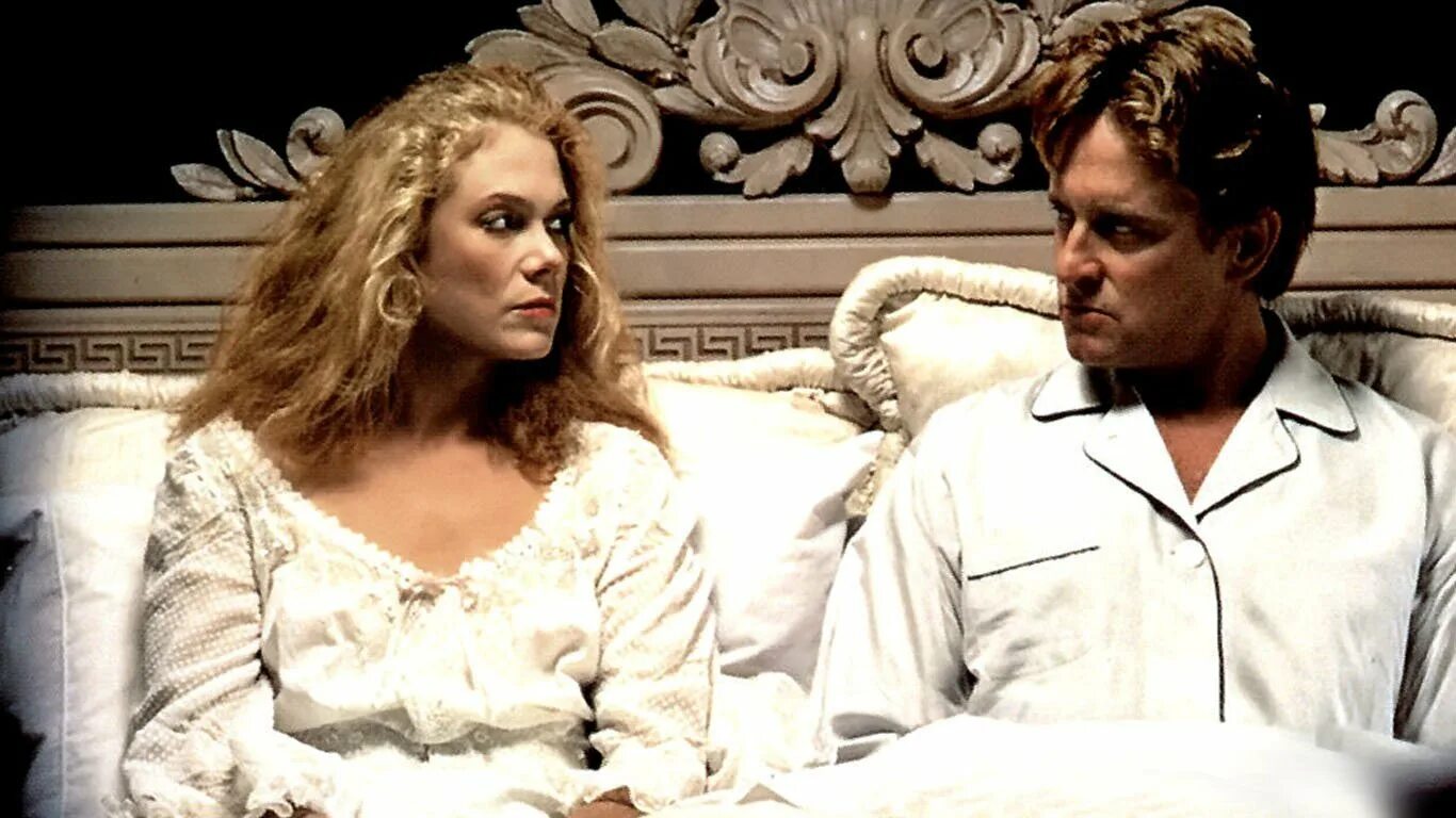 Семья роуз. Кэтлин тёрнер 1989. Кэтлин тёрнер 1989. Семья роуз. Семья роуз.