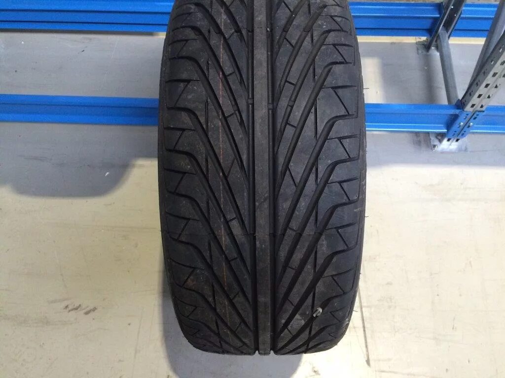 Triangle 215/55 r17 968. Triangle tr968 215/55 r17 98v. Triangle tr968 215/55 r17. Triangle tr968. 215 55 17 триангл купить