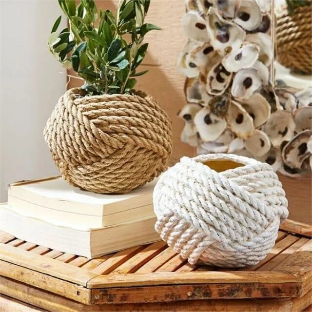 Декор из каната своими руками DIYing THE STRAW AND JUTE TREND The Sorry Girls Braided rug diy, Diy rug, Brai