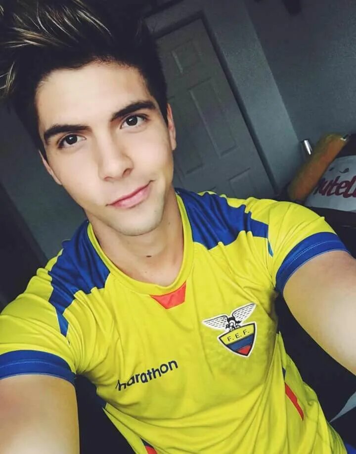 Johan ютубер. Johan аркаша. johan блоггер. джохан ютубер. johan ютубер лицо.