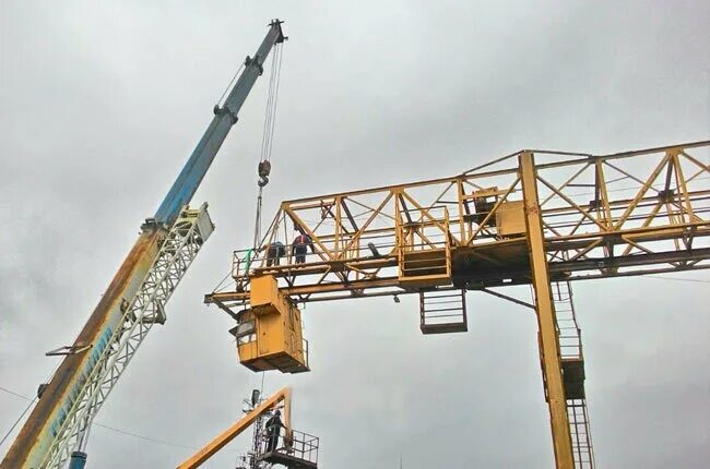 Подъемные спб. Ножничный подъемник jlg 430lrt 9 метров. Haulotte h 18 sx no2. Витех спб. Ножничный подъемник ae&t f6106e.