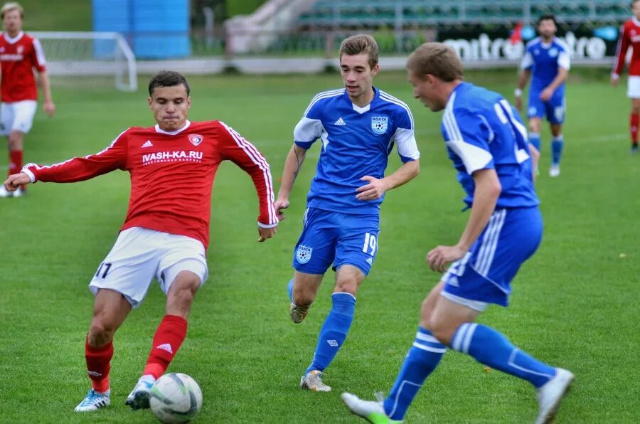 Форма волги. Газ 24 «волга» ii черный. Волги» газ м-21р. Фк волга ульяновск форма. Газ 24 такси ссср.