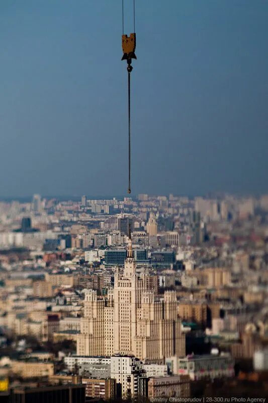 200 метров москва. Высота 200 метров. Москва с высоты 100 метров. Башня 200 метров. Высота 46 метров.