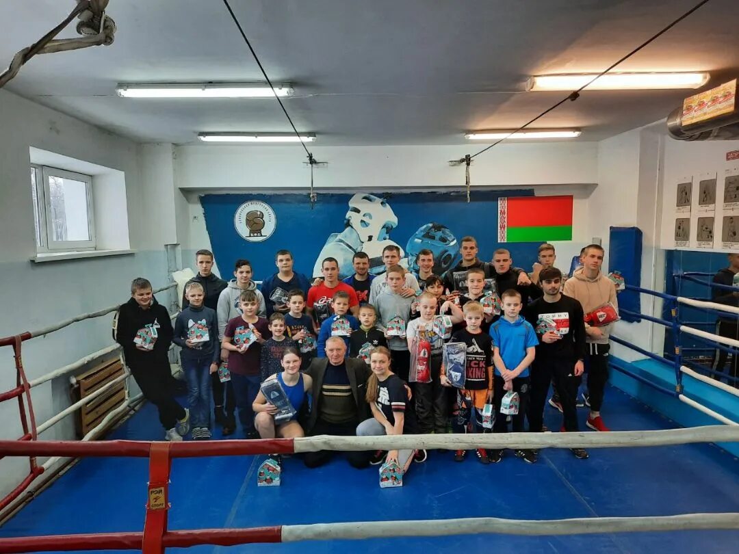 Дюсш 1 здание новомосковск. Кривошеев сшор. Школа 12 арзамас. Дюсш железногорск-илимский. Детско юношеская школа 2.