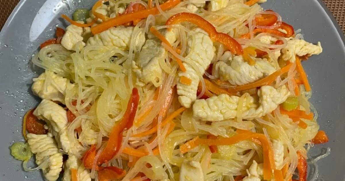 Фунчоза с баклажанами. Фунчоза по-корейски. Фунчоза грибная. Фунчоза с овощами по-корейски. Фунчоза с курицей и болгарским перцем.