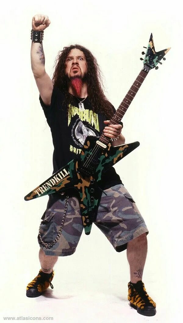 Даймбег даррелл. Даймбэг даррелл. pantera даймбэг даррелл. гитара dimebag darrell. даймбэг даррелл гитарист пантеры.