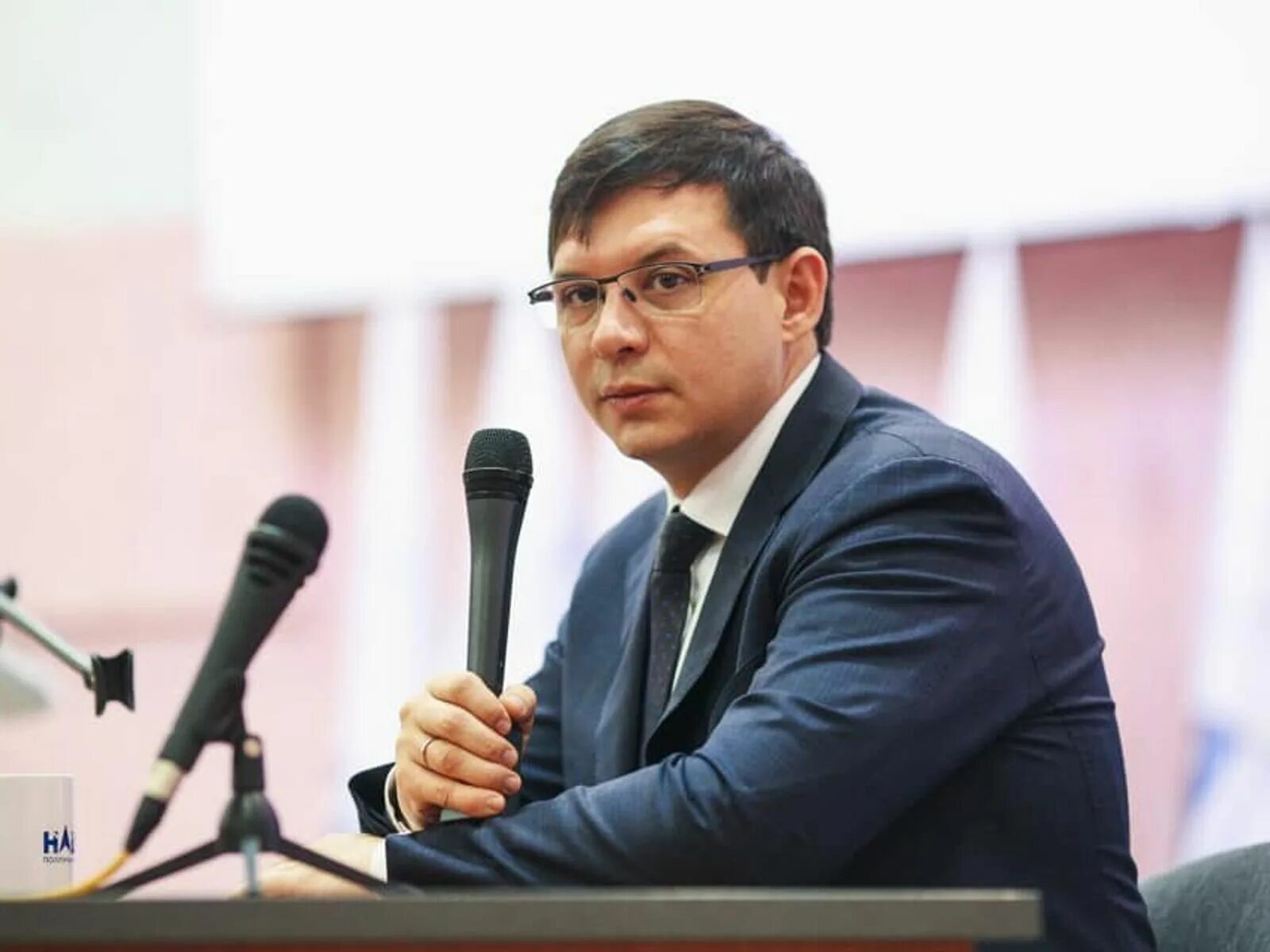 Где сейчас мураев почему. Евгений мураев. евгений мураев украина. депутат рады евгений мураев. украинские политики мураев.