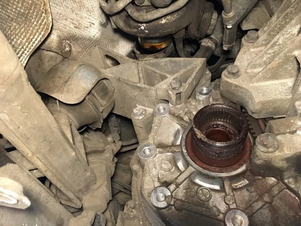 L200 датчик скорости. Opel mokka блок управления муфтой. Привод полного привода sorento 2008. Не включается задний привод. Муфта халдекс ix35.