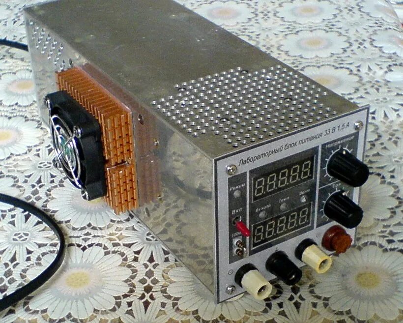 самодельный блок питания 12