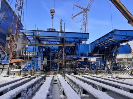 Почему крупный металлургический комбинат построен в череповце
