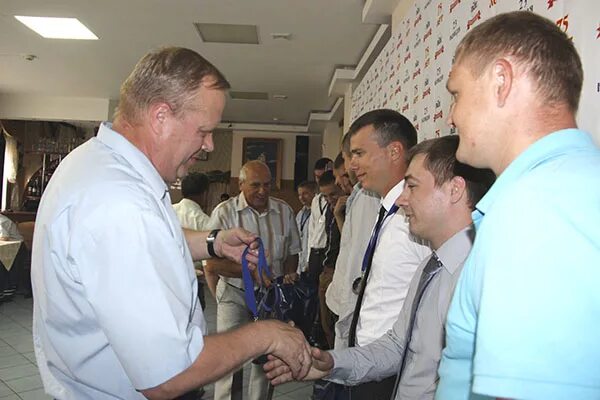 Рогачев н м. Мкк рогачев. директор рогачевского мкк. рогачевский молочный комбинат директор. директор рогачевского молочно-консервного комбината.