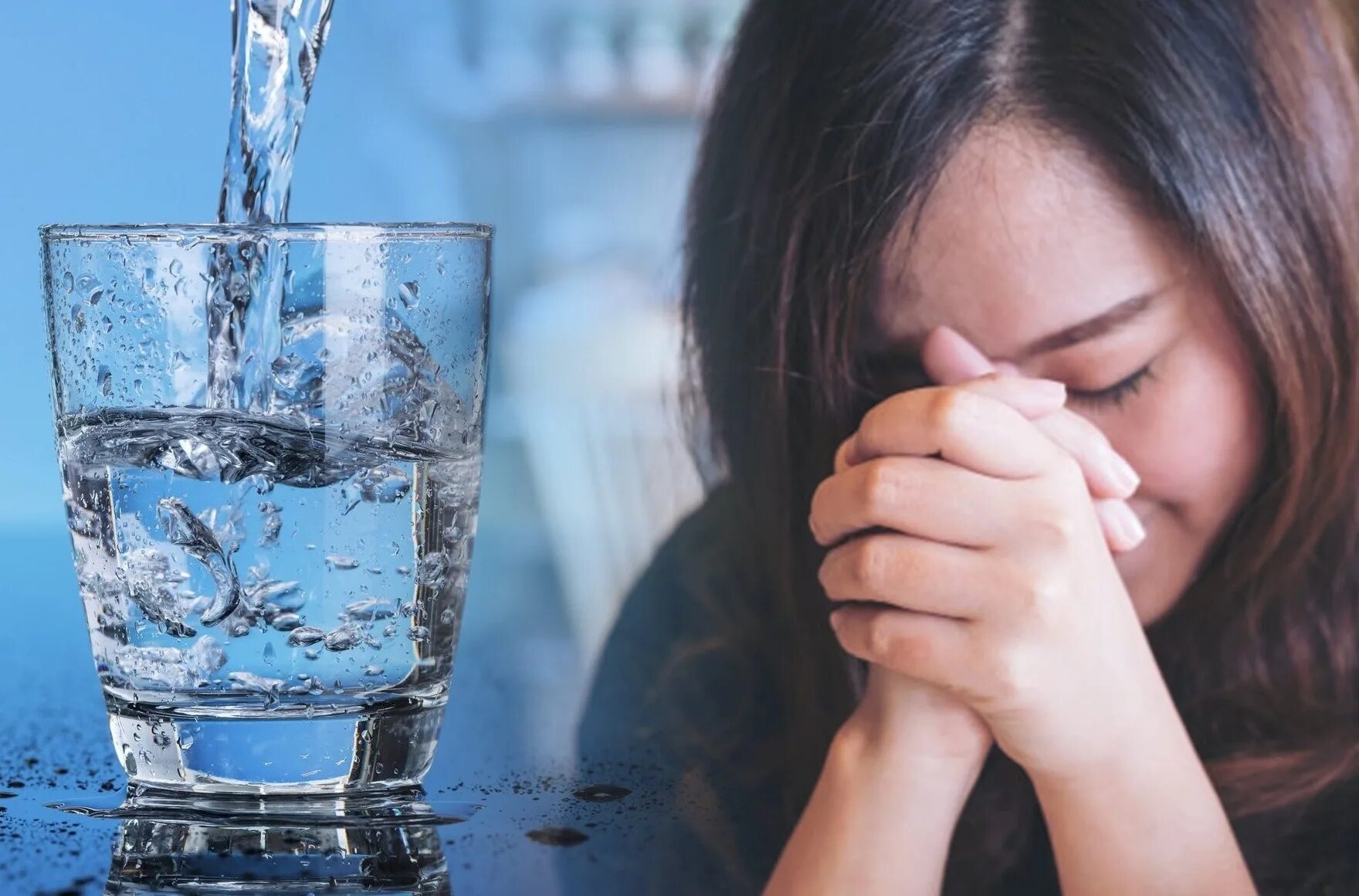 Больно пить горячий. Стакан воды. Питье воды. Девушка со стаканом воды. Стакан воды магия.