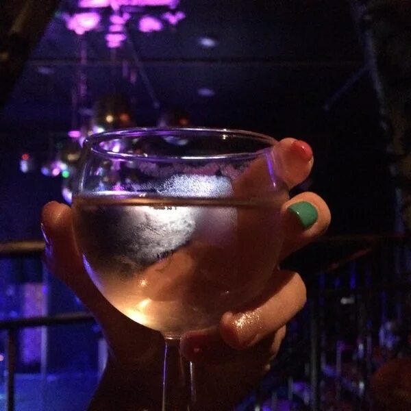 Хоккейная команда кедр новоуральск. Клуб новоуральск. Картинки новоуральск клуб альфа. Кристал клаб новоуральск. Cash club новоуральск.