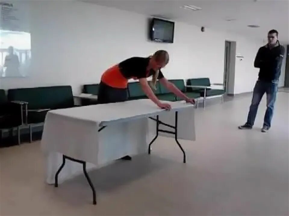 Get me box from the table. Get me box from the table