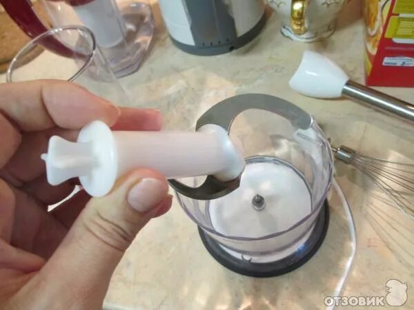 Крышка измельчителя для блендера polaris phb 0852. Блендер сломался. Разобрать блендер. Кот в блендере. Блендер не крутит.