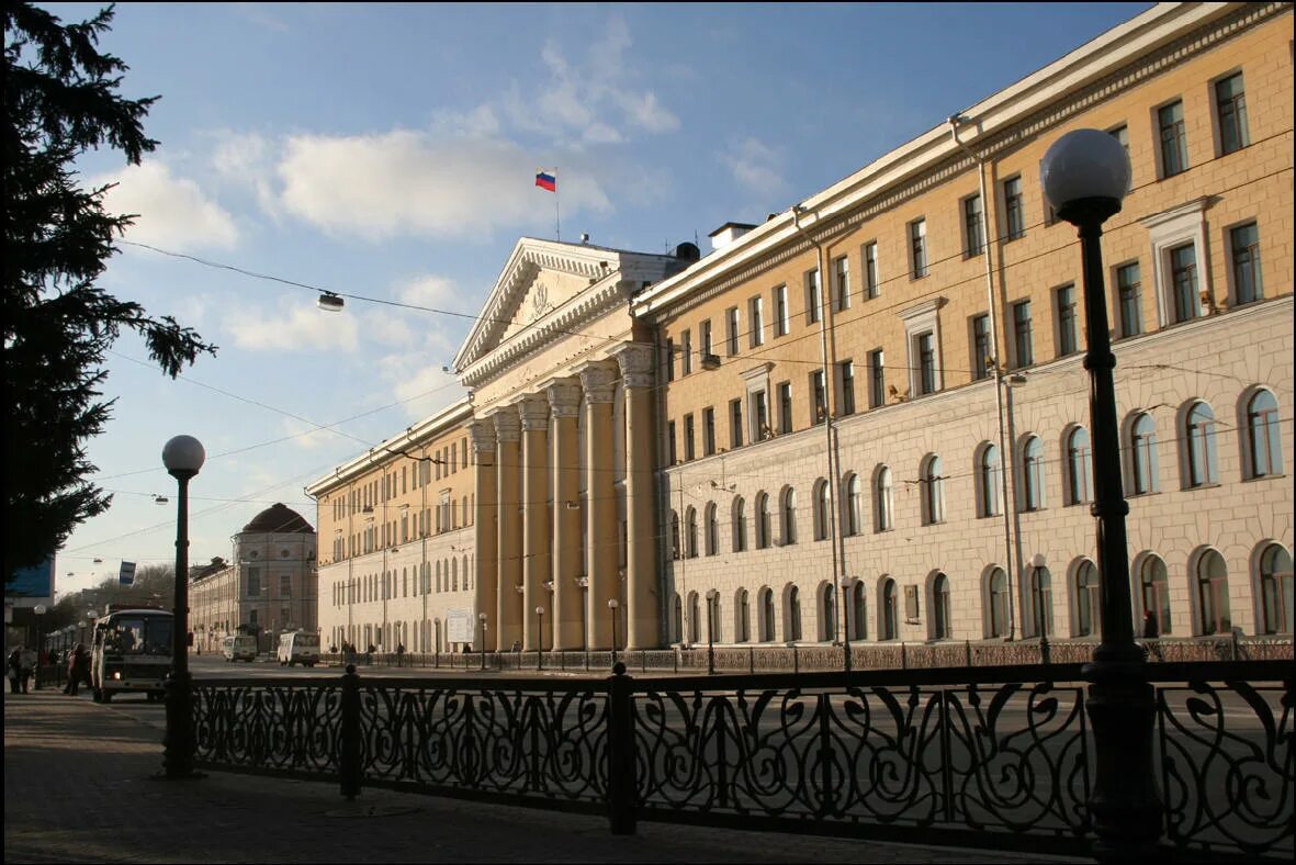 Тусур информатика. Тусур томск. главный корпус тусур внутри. тусур внутри. тусур фото внутри.