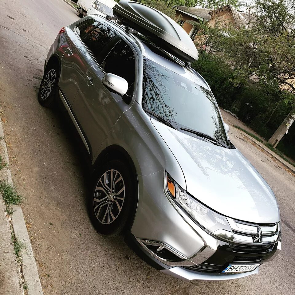 Крыша mitsubishi outlander. Автобокс на outlander 3. бокс на крышу mitsubishi outlander 3. mitsubishi outlander крыша. автобокс на mitsubishi outlander xl.