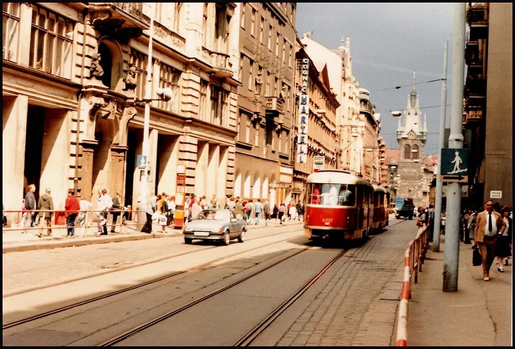 Чехословакия 1980. Прага в 1980-е. ЧССР Прага 80-х. Прага 1980 улицы. Чехословакия 1980 Прага.