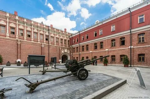 Кто реконструировал монетный двор в екатеринбурге