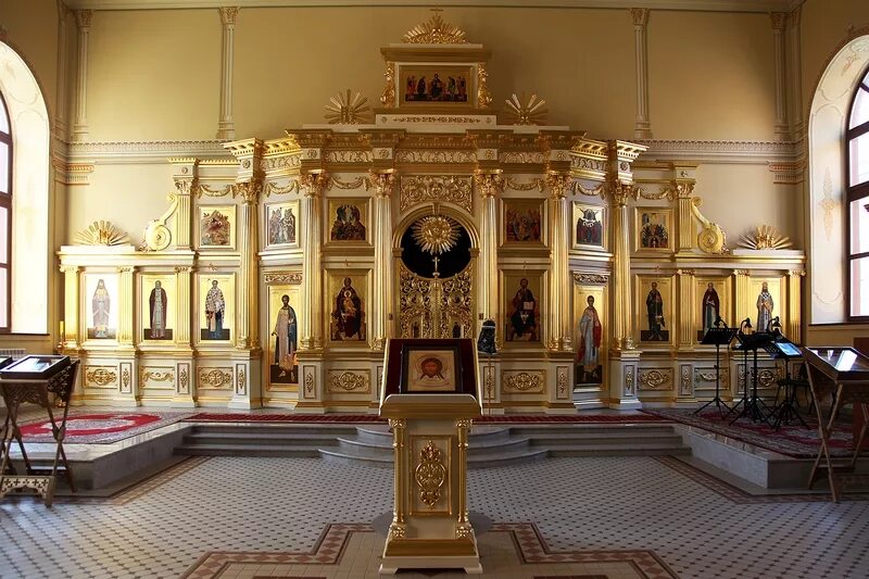 Храм в честь марии радонежской в самаре. Храм семинарии. Храм иоанна богослова саратов. Церковь кирилла и марии радонежских при самарской семинарии. Духовные семинарии в россии.