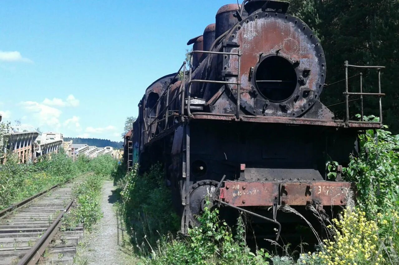 Кладбище Паровозов в Кунгуре. Кладбище поездов Пермский край. Кладбище Паровозов Пермь. Шумково кладбище Паровозов. Кунгур паровоз