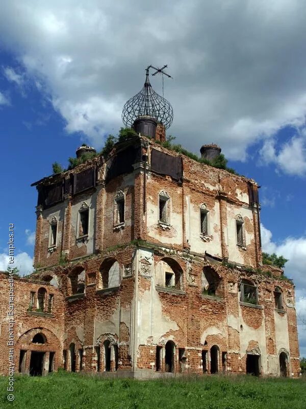 Кой. Троицкая церковь тверская область. Сонковский р-н. Церковь троицы живоначальной в селе новлянское. Церковь деревня задорье сонковский район.