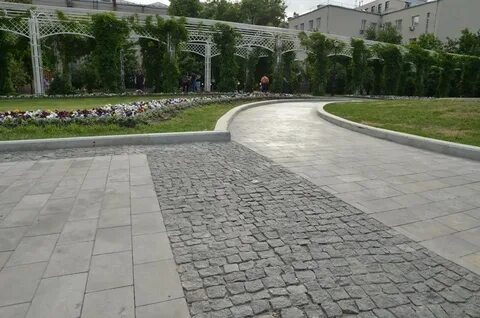 Гранитная площадь