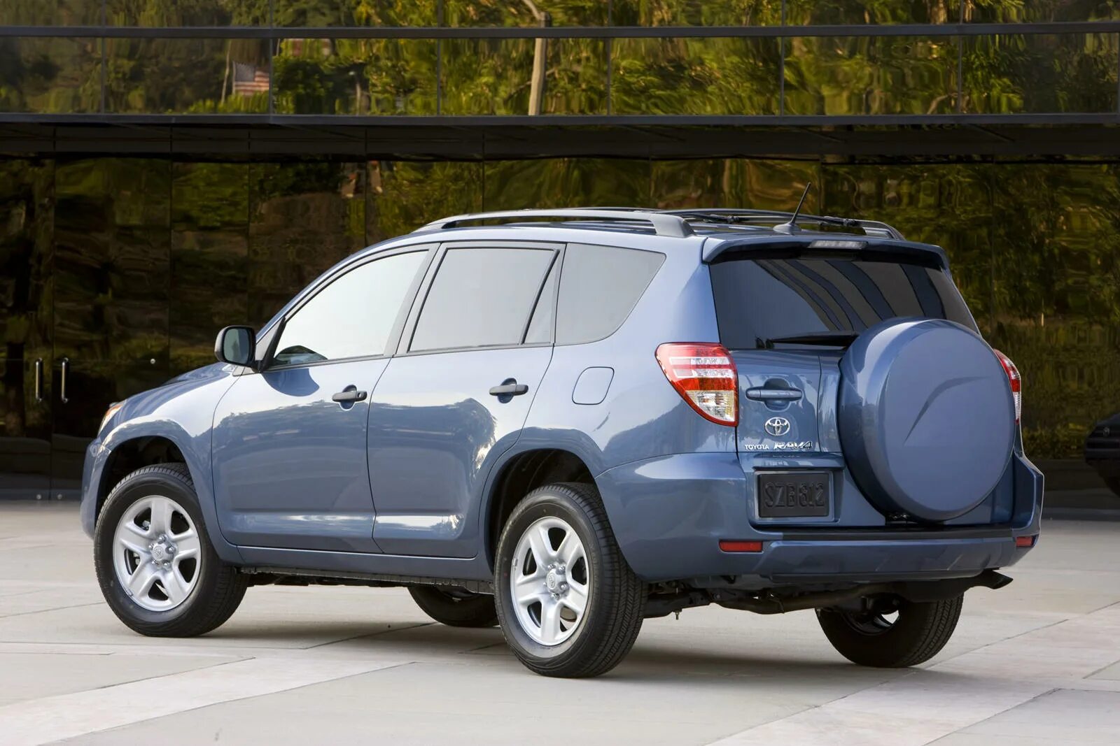 Рав 4 сколько лошадей. Toyota rav4 2009. toyota rav4 2006. toyota rav4 2012. toyota rav 4 тойота рав-4.