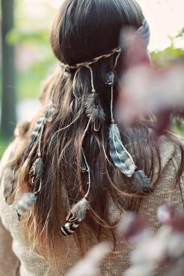 #misticosonline #misticos #tarot #tarotonline #intuição #pazeluz Feathered hairs