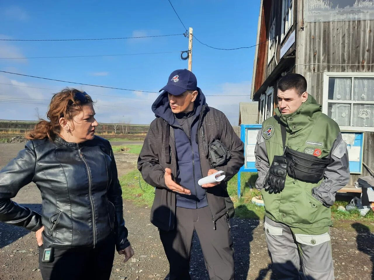 Отсыпать двор щебнем. Призывники в кургане. Гравий во дворе. 45 регион. Пожар в иковке курганская область 2022.